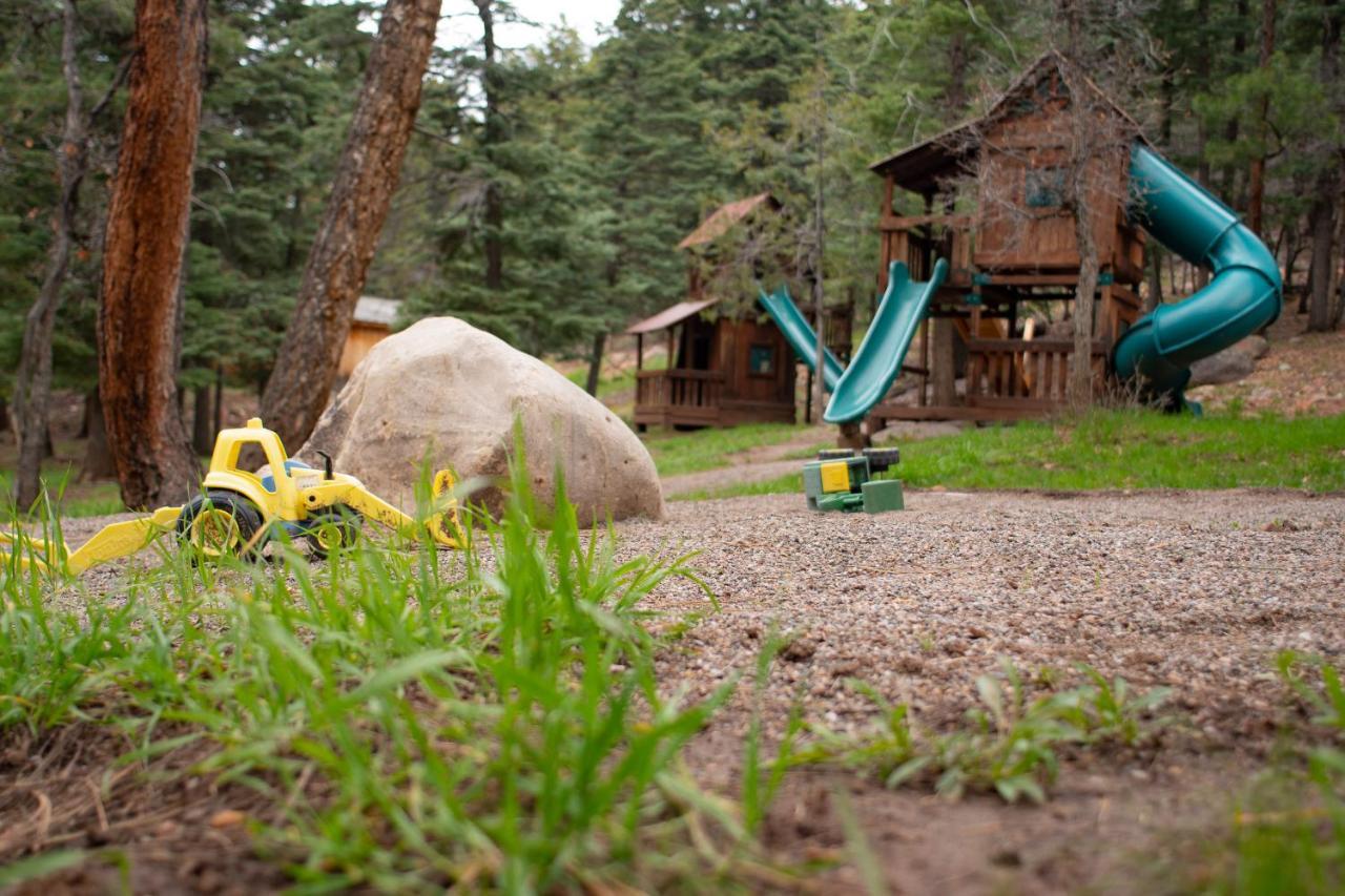 Corkins Lodge Chama Luaran gambar