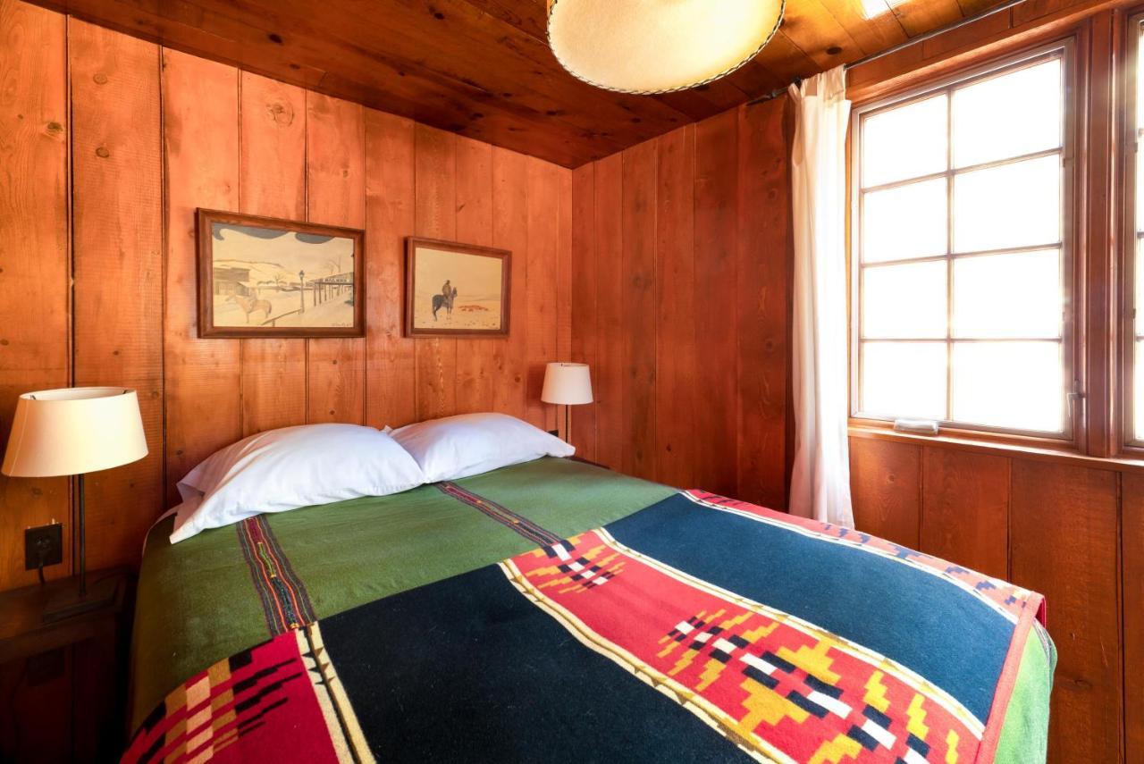 Corkins Lodge Chama Luaran gambar