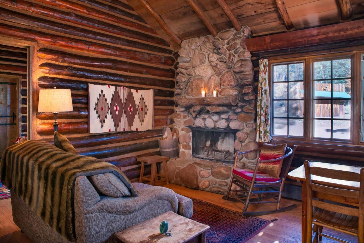 Corkins Lodge Chama Luaran gambar